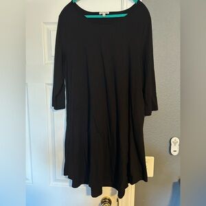 Zenana Outfitters Black Swing Tunic Dress